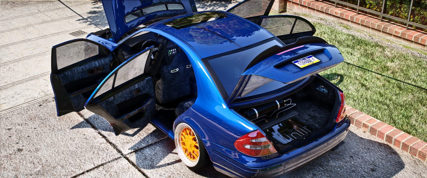 Mercedes Benz E55 AMG Slider (6 Seater)