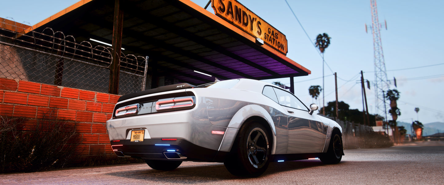 Dodge Challenger SRT Police Modern Lights